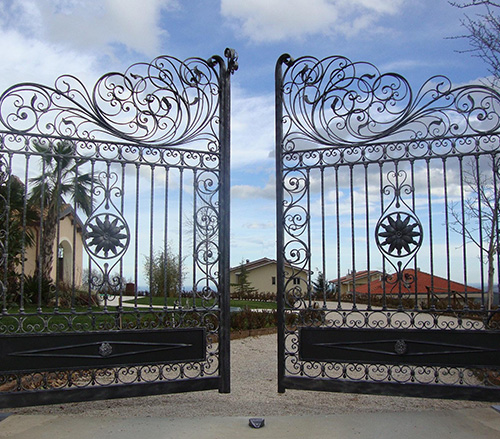 Custom Gates & Fencing